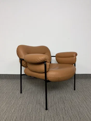 Bollo Lounge Chair by Fogio